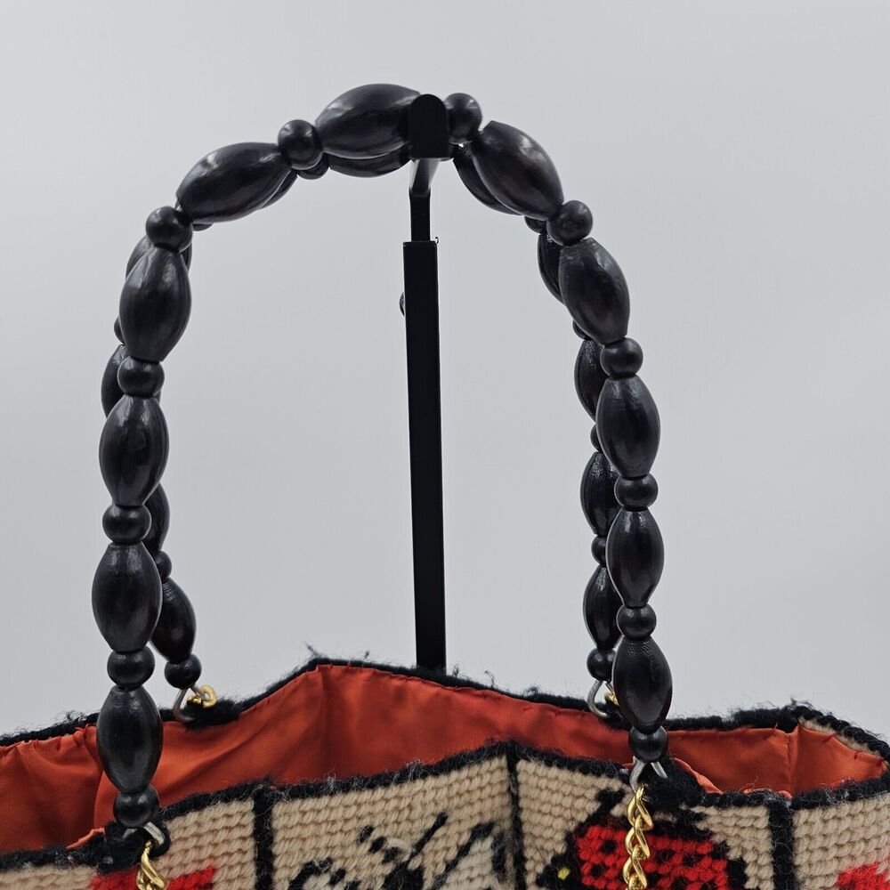 Needlepoint Vintage Bag With Flowers, Bees And Lady Bugs 1970s Plastic Canvas - Picture 7 of 16